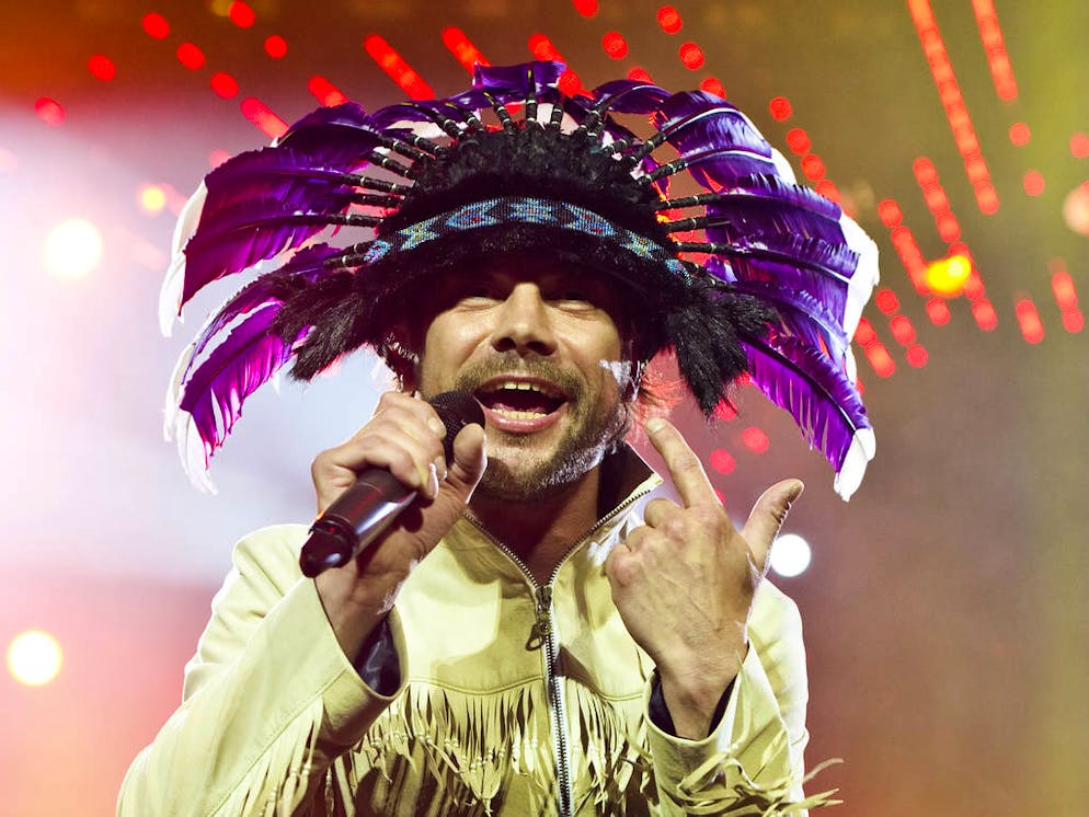 Jay Kay of Jamiroquai performs live at the O2
London, England - 15.04.11
Featuring: Jay Kay of Jamiroquai performs live at the O2
Where: London, United Kingdom
When: 15 Apr 2011
Credit: WENN