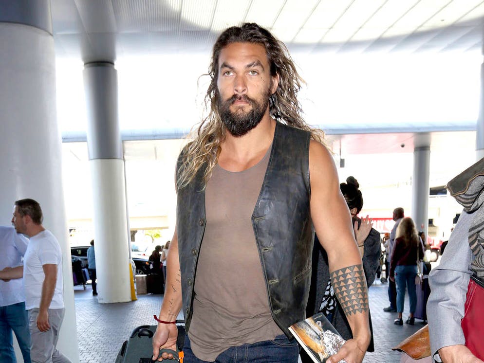 Jason Momoa departing from Los Angeles International Airport in Los Angeles, California.
Featuring: Jason Momoa
Where: Los Angeles, California, United States
When: 11 Jun 2017
Credit: WENN.com