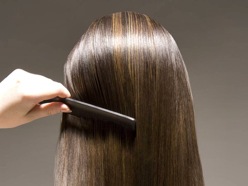 Mandatory Credit: Photo by Mari Barlow/Mood Board/REX/Shutterstock (1297099a)
MODEL RELEASED Woman combing long brown hair, rear view
Hair Style
When: 15 Jun 2010
Credit: Rex Features
**Only available for use by prior agreement**