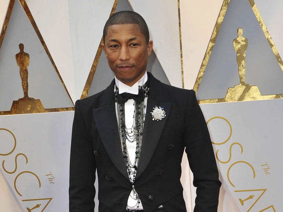 The 89th Annual Academy Awards Arrivals
Featuring: Pharrell Williams
Where: Los Angeles, California, United States
When: 27 Feb 2017
Credit: Apega/WENN.com