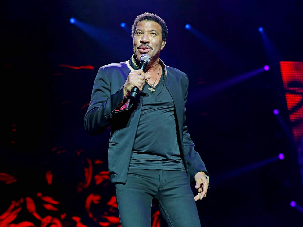 Lionel Richie performing at Manchester Arena

Featuring: Lionel Richie
Where: Manchester, United Kingdom
When: 28 Jun 2016
Credit: Sakura/WENN.com