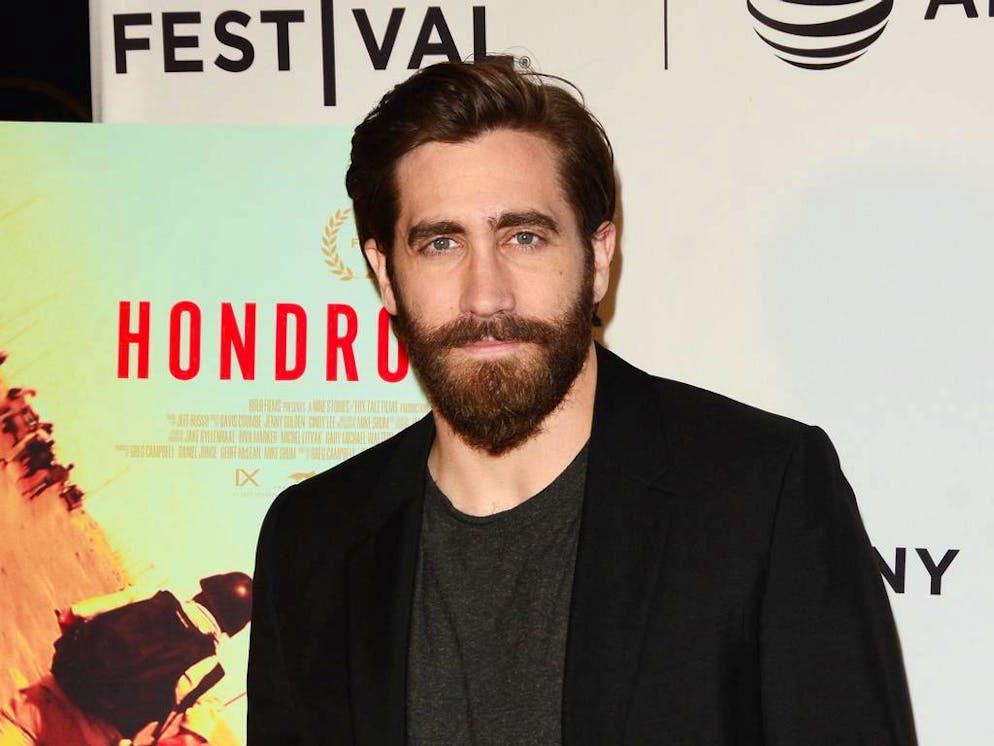 2017 Tribeca Film Festival Hondros NYC
Featuring: Jake Gyllenhaal
Where: NYC, New York, United States
When: 22 Apr 2017
Credit: Patricia Schlein/WENN.com