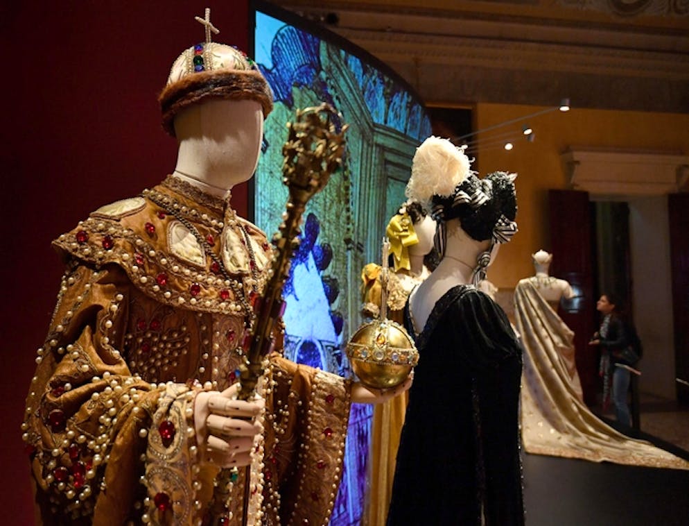 Scala: un secolo di costumi in mostra