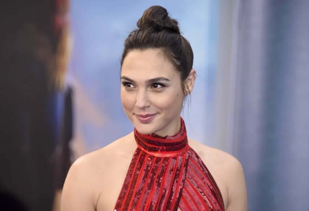 Wonder woman ultimatum a produttore film