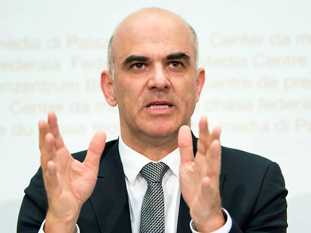 Berset invita a maggiore uguaglianza salariale