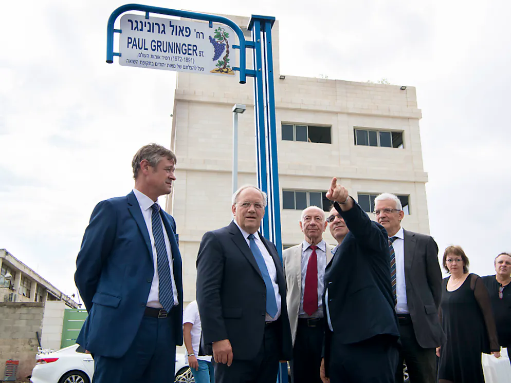 Il consigliere federale Johann Schneider-Ammann durante l'inaugurazione odierna.