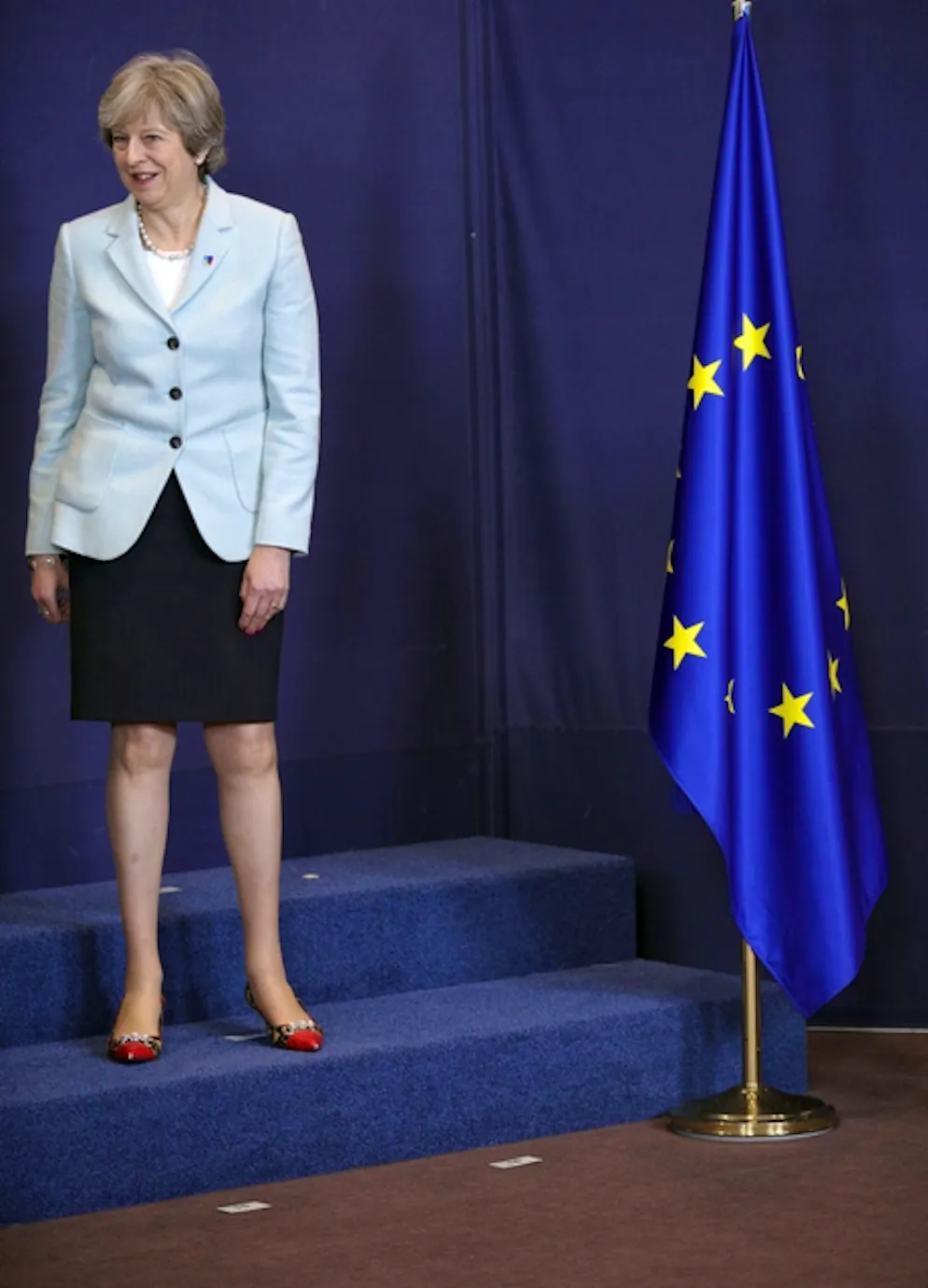 May a Bruxelles con scarpe gioiello
