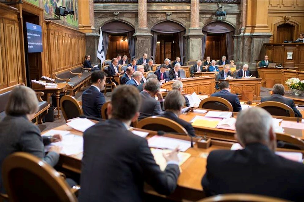 Prima i nostri, sì degli Stati. ©Keystone