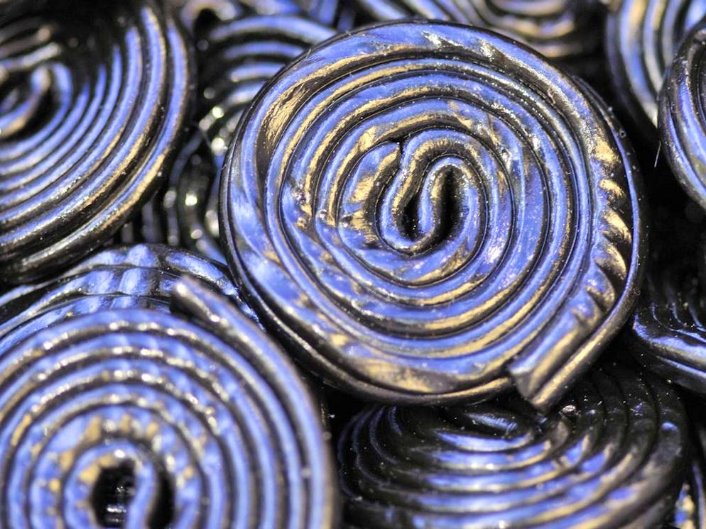 Licorice candy

When: 14 Jun 2012

When: 14 Jun 2012

**Only for use by WENN CPS**