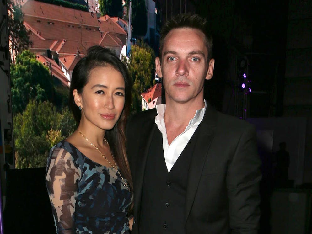 Angel Flight West's Annual Endeavor Awards

Featuring: Mara Lane, Jonathan Rhys Meyers
Where: Los Angeles, California, United States
When: 06 May 2017
Credit: FayesVision/WENN.com