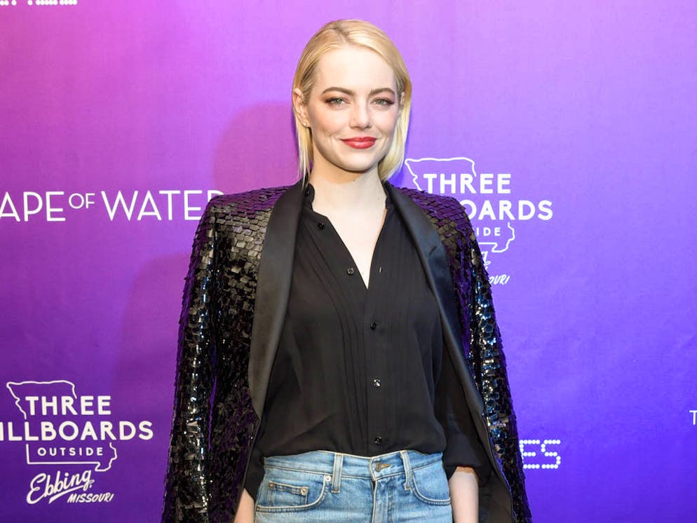 42nd Toronto International Film Festival - The FOX Searchlight Party - Red carpet arrivals

Featuring: Emma Stone
Where: Toronto, Canada
When: 10 Sep 2017
Credit: Jaime Espinoza/WENN.com