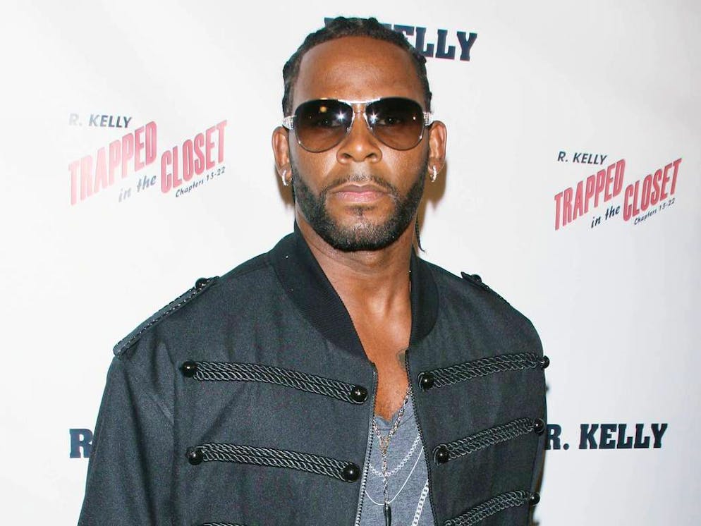 R. Kelly (aka Robert Sylvester Kelly)
New York Premiere of 'Trapped in the Closet: Chapters 13-22' at IFC theatre

Featuring: R. Kelly (aka Robert Sylvester Kelly)
Where: New York City, United States
When: 15 Aug 2007
Credit: PNP/WENN