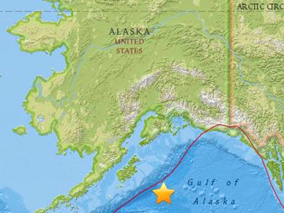 Tsunami-Warnung nach starkem Erdbeben vor der Küste von Alaska. Eine Karte des Geologischen Dienstes der USA zeigt mit einem Stern das Epizentrum des Bebens 256 Kilometer südöstlich von Chiniak im Golf von Alaska in einer Tiefe von zehn Kilometern.