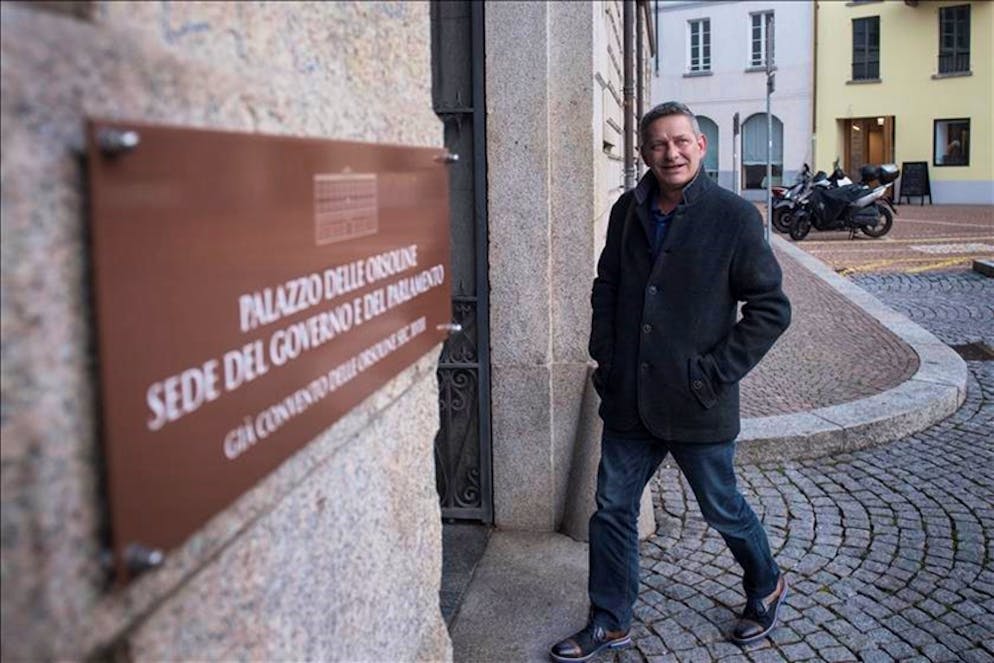 Marco Bertoli al suo arrivo a Palazzo delle Orsoline