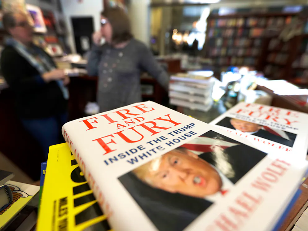 Rex Tillerson défend la santé mentale de Donald Trump. Le livre du journaliste Michael Wolff "Fire and Fury: Inside the Trump White House" ("Le feu et la colère, dans la Maison Blanche de Trump") défraie la chronique et était en tête des ventes pour sa parution vendredi.