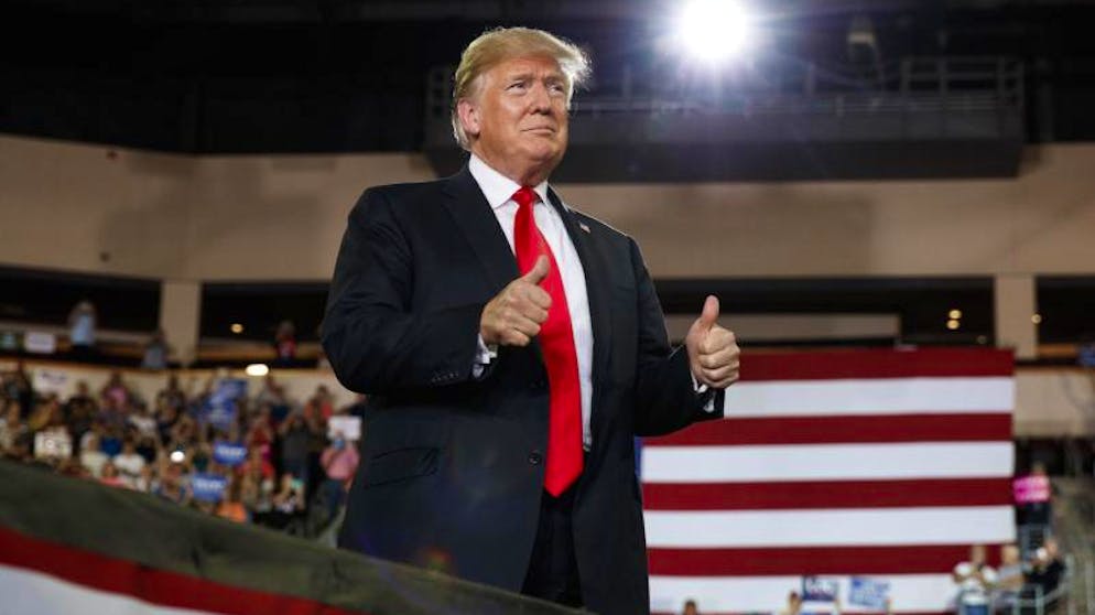 Präsident Trump hat auf einer Spendenveranstaltung den Chef der amerikanischen Notenbank Federal Reserve, Jerome Powell, kritisiert. (Archivbild)