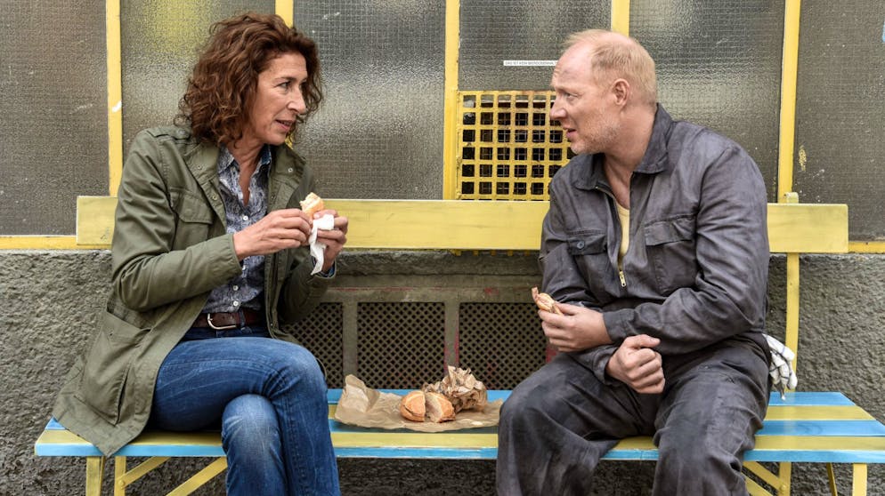 «Tatort» auf Wienerisch: Wer zum Geier ist diese «Marie»?. Fellner (Adele Neuhauser) will von ihrem Freund Inkasso Heinzi (Simon Schwarz) wissen, was er zur Tatzeit in der Nähe des Tatorts gemacht hat. Es gibt Leberkässemmel und eine ausweichende Auskunft.