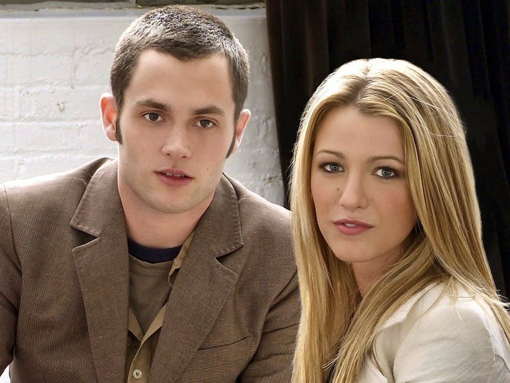 Le coppie hollywoodiane che si sono conosciute sul set. Blake Lively, allo stesso modo, è un'adepta dei colpi di fulmine sul set. Dal 2007 al 2010, la bella bionda ha vissuto una storia con il collega Penn Badgley, che ha incontrato nel corso delle riprese della serie «Gossip Girl». In seguito...