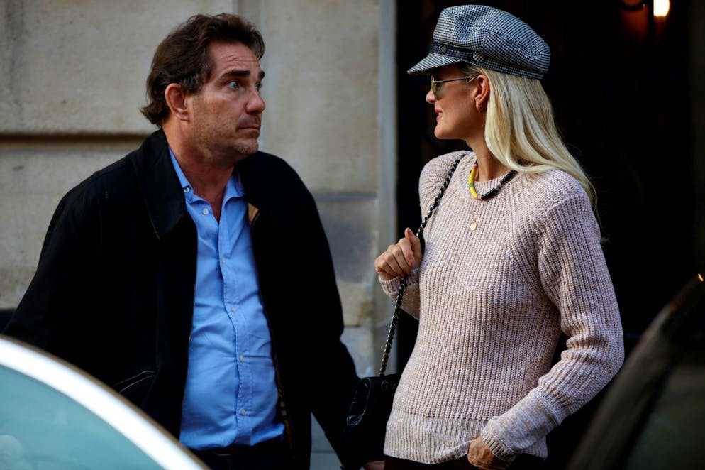 Laeticia Hallyday et Sebastien Farran ont rendez-vous avec leur avocat Ardavan Amir-Aslani à Paris, le 17 octobre 2018.