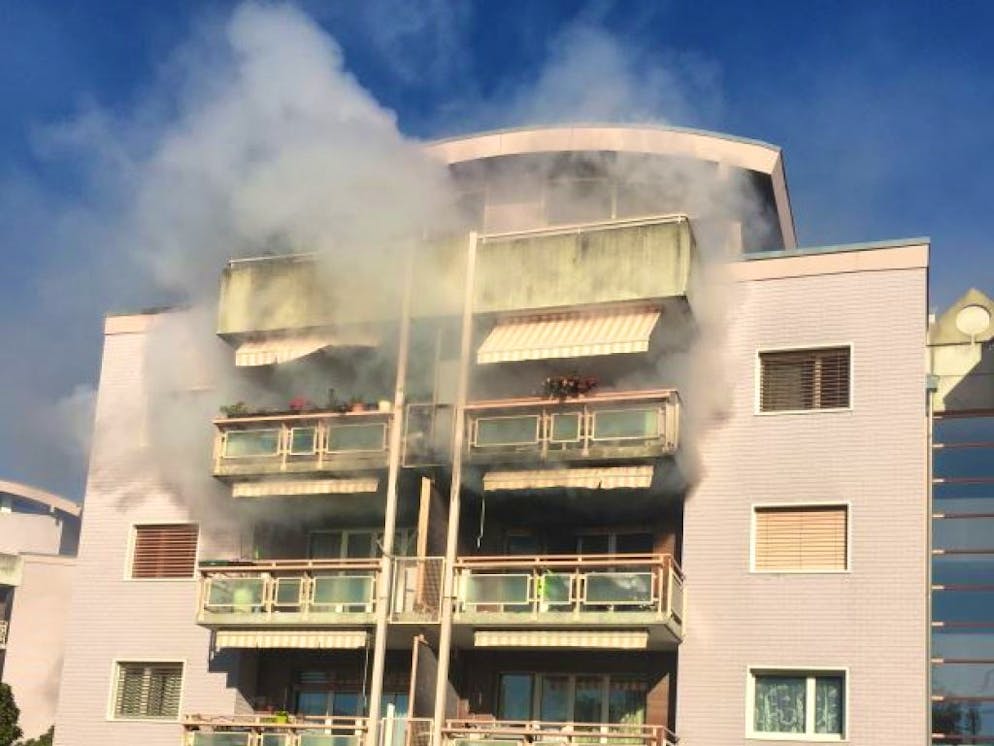 Les flammes ont complètement détruit l'appartement du 2e étage.