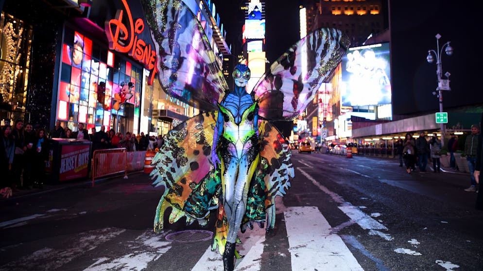 Heidi Klum: Ihre besten Halloween-Kostüme. Dabei war ihr Gothic-Schmetterling von 2014 auch schon recht ansehnlich.