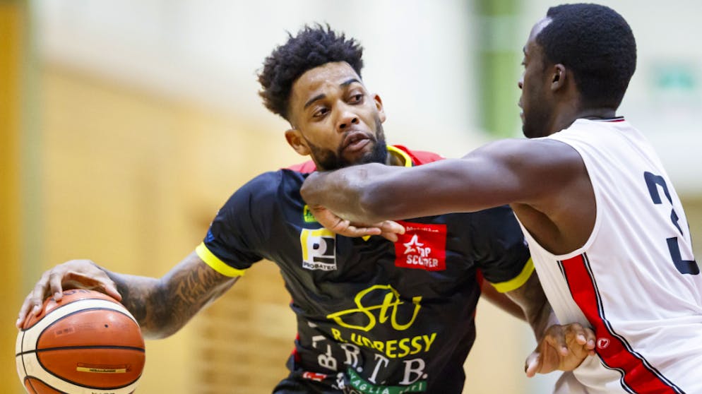 Joel Wright (à gauche) s'est blessé lundi à l'entraînement.