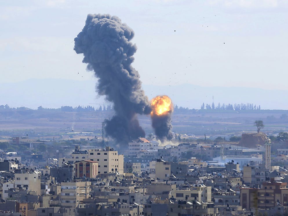 Deux projectiles sont tombés dans la bande de Gaza, les autres sont tombées dans des terrains non habités.