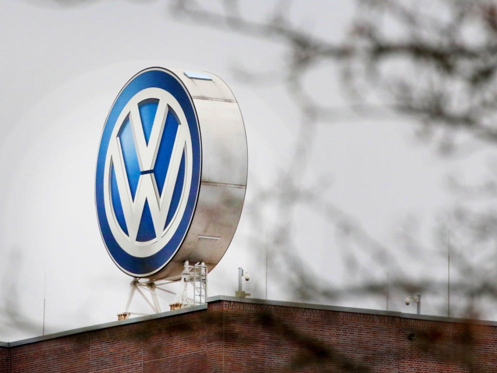 Le scandale des moteurs Diesel truqués a coûté jusqu'ici plus de 28 milliards d'euros à Volkswagen, ce qui n'empêche pas le groupe de poursuivre sa croissance au troisième trimestre (archives).