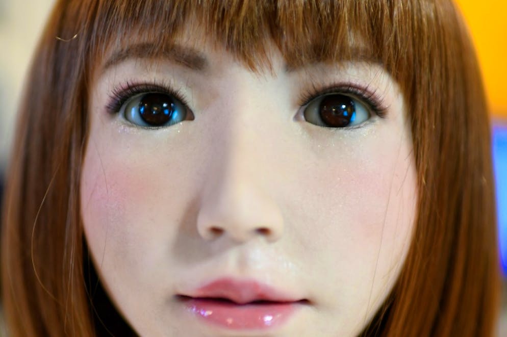 Le robot Erica créé par les Laboratoires japonais Hiroshi Ishiguro et présenté au Congrès international de la robotique IROS, le 5 octobre 2018 à Madrid