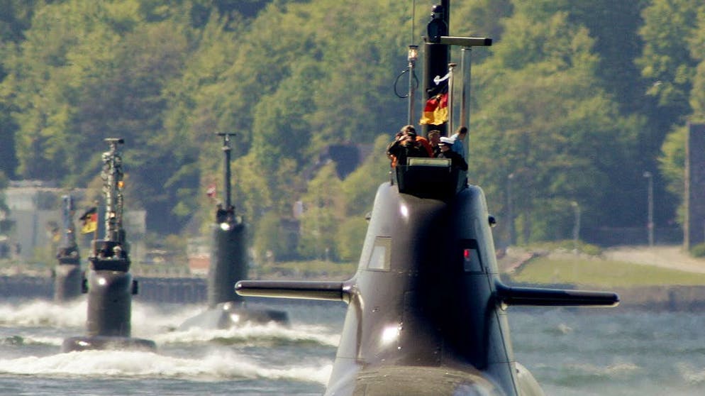 Petits, mais extrêmement silencieux grâce à leurs piles à combustible et leur propulsion électrique: en 2019, la Norvège va acheter pour cinq milliards de francs de sous-marins de type 212 à l'Allemagne.