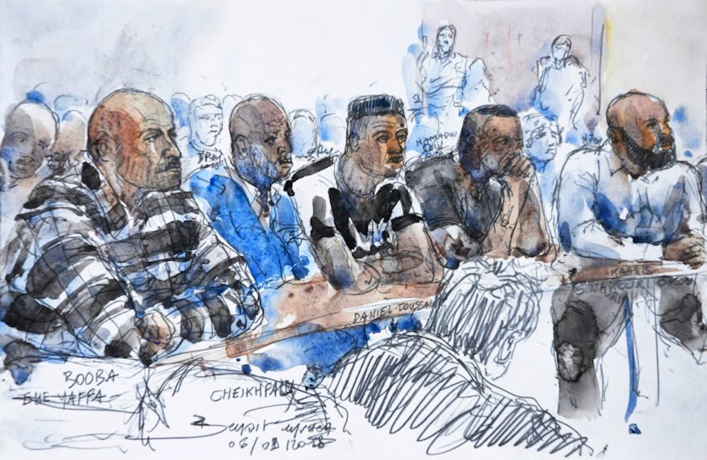 Croquis d'audience des rappeurs Booba (g) et Kaaris (d) au tribunal de Créteil, le 6 septembre 2018