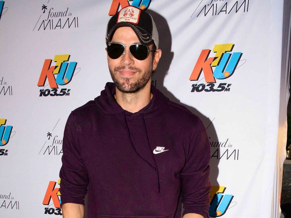Enrique Iglesias.