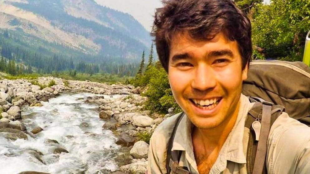Die Sentinelesen. John Chau weiss um diese Umstände, als der 26 Jahre alte Missionar im November 2018 den Kontaktversuch wagt ...