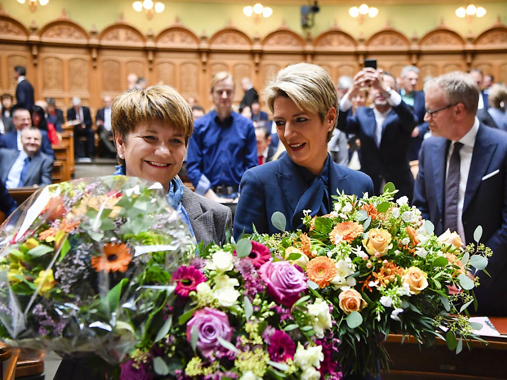 Deux femmes élues au Conseil fédéral