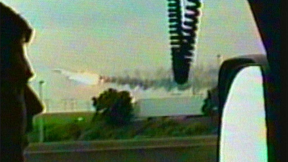 Legendäre Flugzeuge. Ihre letzten Flüge absolvierte die Concorde im Jahr 2003, nachdem zuvor, im Juli 2000, eine Maschine beim Start in Paris abgestürzt war ...