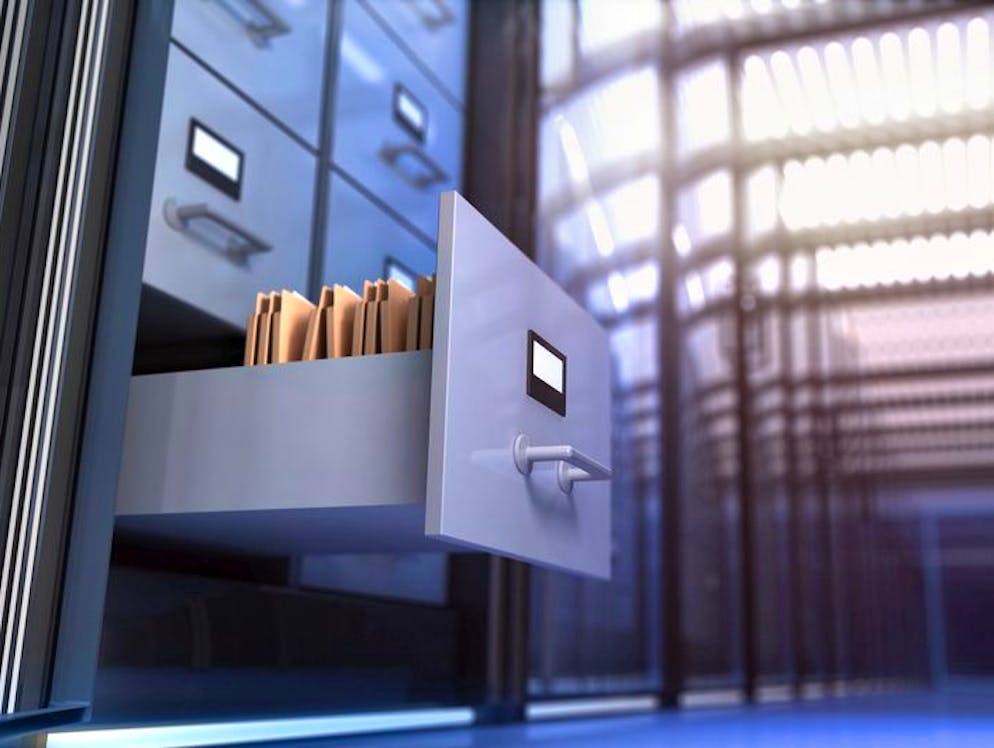 Ihre Krankenakte kommt ins Internet: Das müssen Sie wissen. Mit der Einführung des Bundesgesetzes über das elektronische Patientendossier (EPDG) kann die Speicherung unserer Gesundheitsdaten künftig elektronisch in der Cloud stattfinden. Was bedeutet das aus der Sicht des Datenschutzes?