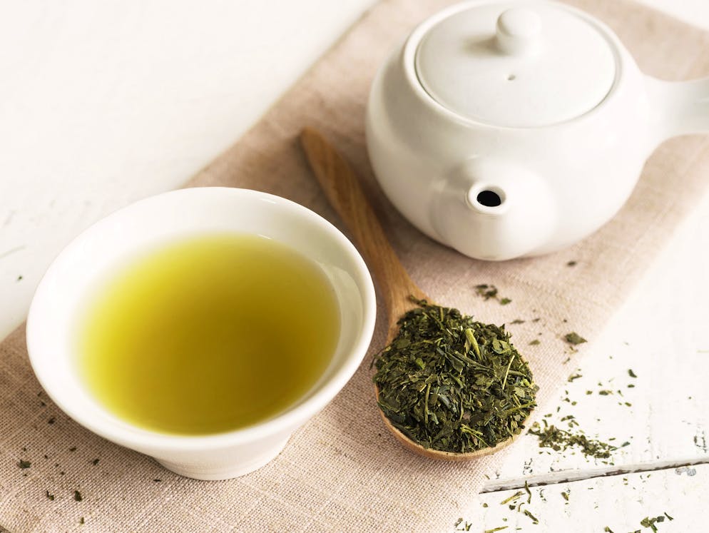 I 6 consigli per una vagina felice. Il consumo regolare di tè verde o di estratti di tè verde ha molte proprietà benefiche per la salute. Dovrebbe prevenire le cistiti, come anche il succo di mirtilli rossi, e scongiurare infezioni delle vie urinarie.