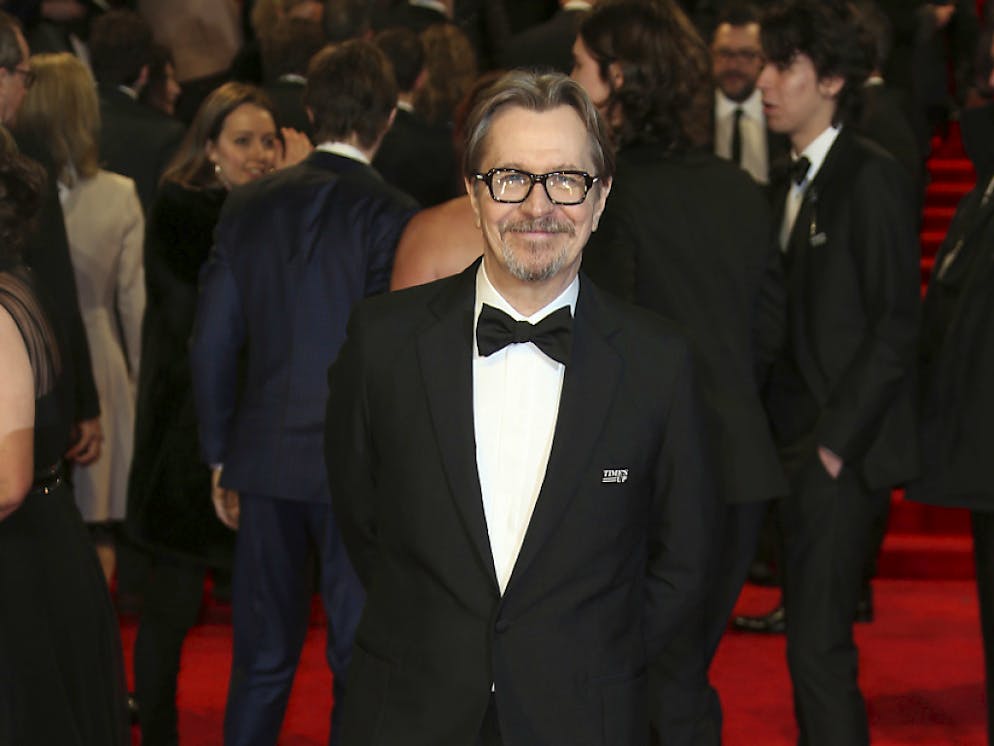 Gary Oldman a remporté dimanche soir à Londres, lors de la cérémonie des récompenses britanniques du cinéma, le Bafta du meilleur acteur pour son rôle dans "Les heures sombres".