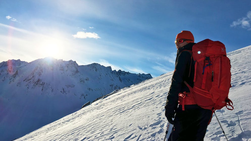 Skitour im Bündner Oberland. Diese Route haben wir bereits zu Hause geplant, unterwegs nochmals beurteilt.