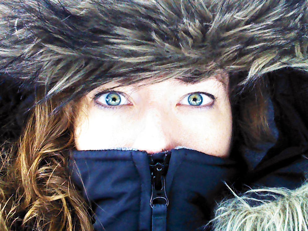 Leichenfinger: Vom Ringen mit der kalten Jahreszeit. Ich habe mich auf die Suche gemacht und einige Exemplare, darunter Handschuhe für Polarexpeditionen und polizeiliche Sondereinheiten, auf ihre «Raynaud-Tauglichkeit» getestet. Die vielversprechendsten Wärmespender stelle ich Ihnen im Text vor. (Symbolbild)