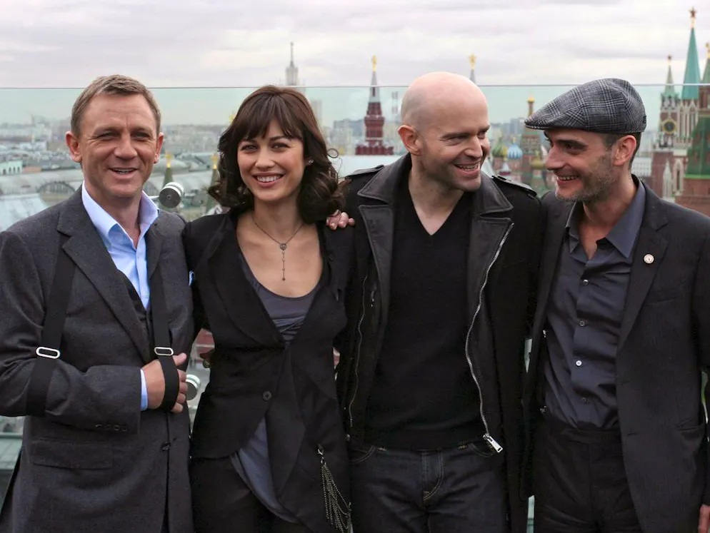 Anatole Taubman: «In 3 Nächten hatte ich meine Miete zusammen». Auf Augenhöhe mit James Bond: In «A Quantum of Solace» machte Anatole Taubman Bond-Darsteller Daniel Craig das Leben schwer. Regie führte der Schweizer Marc Foster.