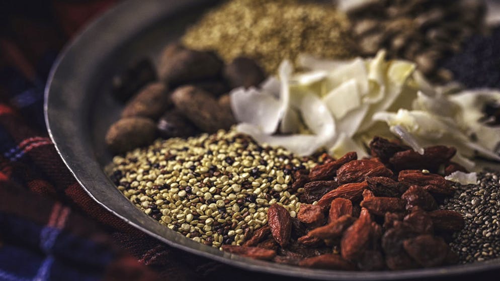 Superfoods: Heimische Alternativen zu den exotischen Nährstoffbomben. Grund genug, sich nach heimischen Alternativen umzusehen. Von der besseren Öko-Bilanz ganz zu schweigen.