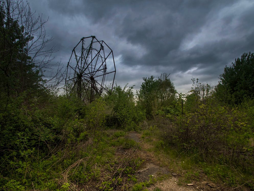 Schluss mit lustig: Diese Freizeitparks sind wirklich gruselig. Exakt hundert Jahre, von 1878 bis 1978 bestand der «Chippewa Lake Park» in Ohio. Seither holt sich die Natur das Gelände zurück.