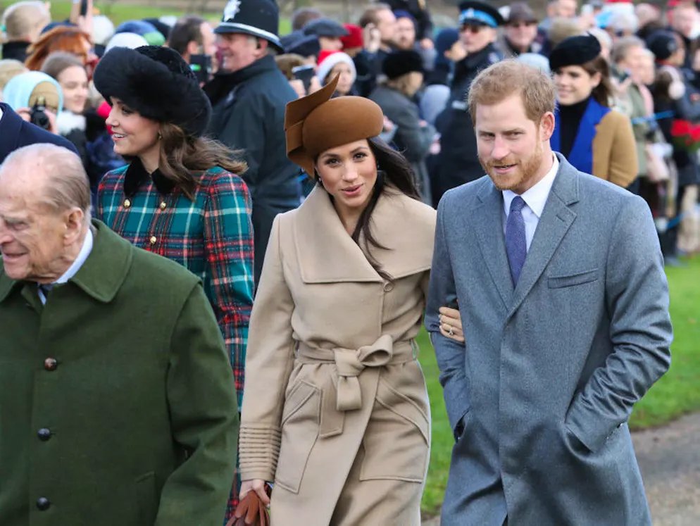 Il principe Harry e Meghan Markle. A Natale 2017, Meghan Markle ha ricevuto un grande onore: trascorrere le feste con la famiglia di Harry a Sandringham. Un privilegio generalmente riservato alle coppie sposate.