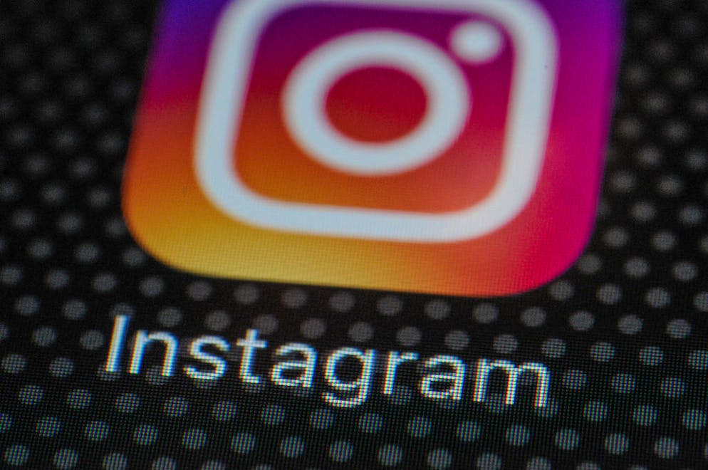 Was passiert im Internet in einer Minute?. 46'200 Bilder werden pro Minute  auf Instagram gepostet...