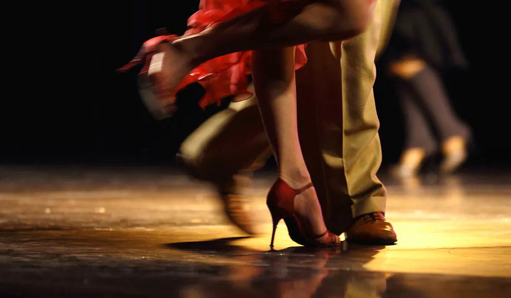 La journée internationale du bonheur. Danser est synonyme de joie de vivre!