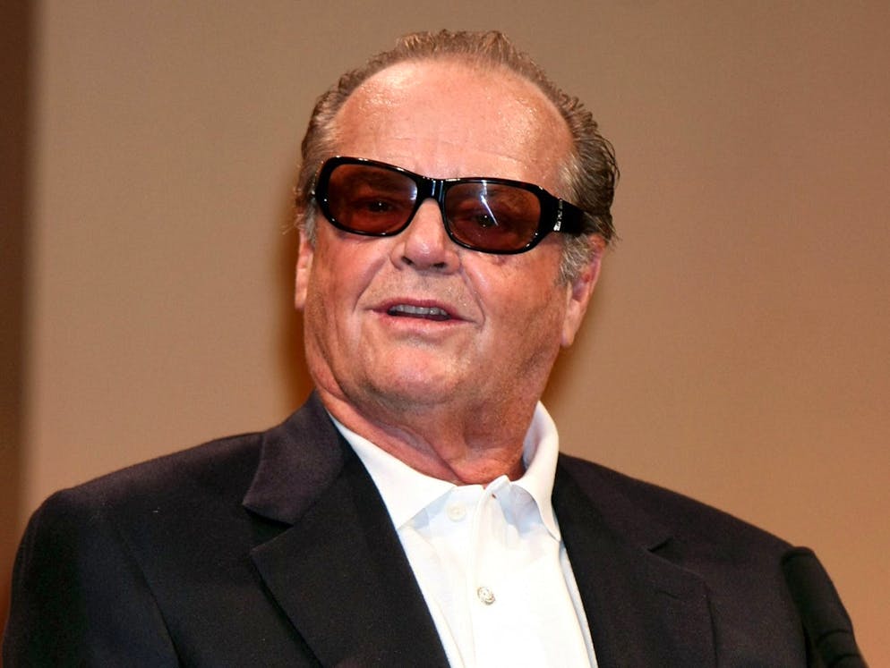 Le star di Hollywood che non vogliono andare in pensione. Anche Jack Nicholson ha festeggiato i suoi 80 anni nell'aprile 2017. Dopo la sua ultima apparizione sullo schermo nel 2010 («Come lo sai»), si pensava fosse in pensione. Ma l'anno scorso, è stato annunciato il suo gran ritorno nel remake del film tedesco di successo «Toni Erdmann», che aveva raccolto consensi nel 2016.