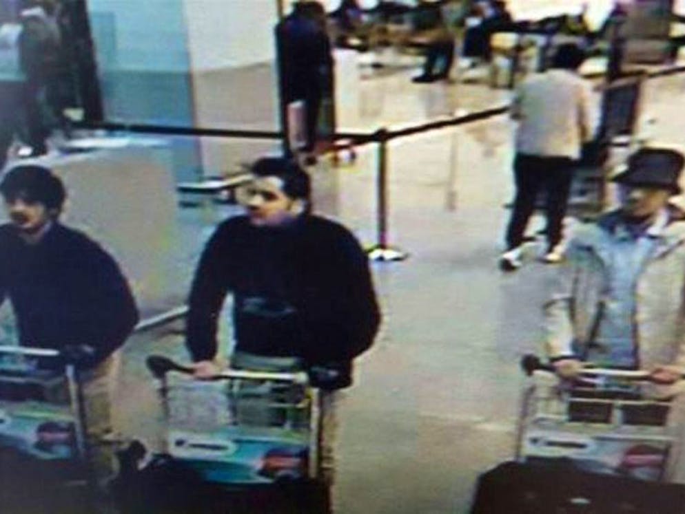 Les attentats de Bruxelles. Avec cette photo, les autorités belges ont recherché des indices concernant l'identité des auteurs de l'attaque de l'aéroport de Bruxelles