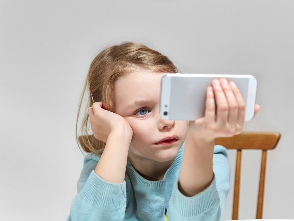 Studio sui bambini e sui media digitali: Dobbiamo anticipare l'educazione  ai media?