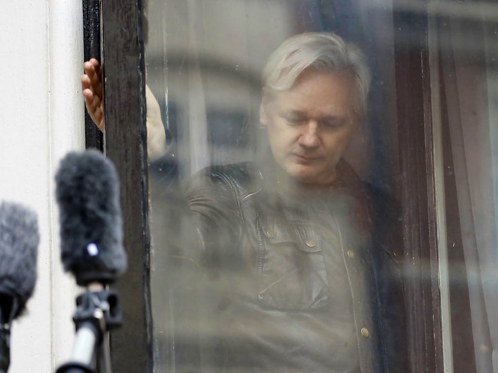 Ecuador kappt Wikileaks-Gründer Assange das Internet